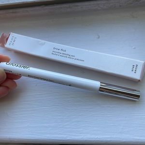 GLOSSIER brow flick microfine detailing eye brown pen